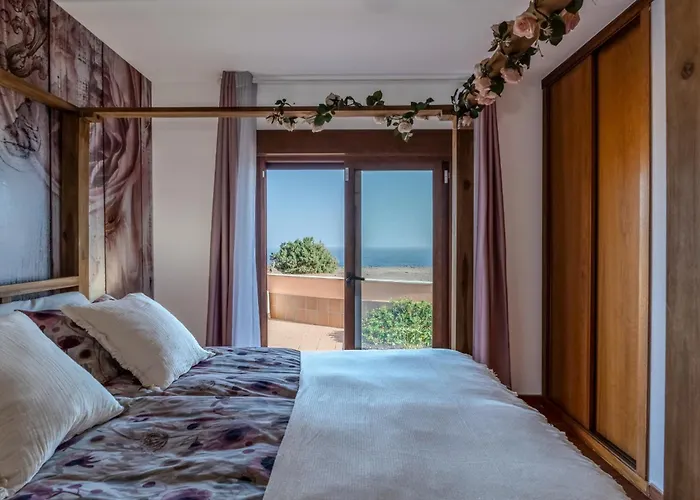 Atlantica - Cliffside Retreat