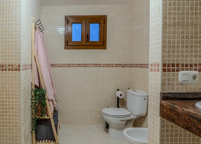 Villa Atlantica - Cliffside Retreat *