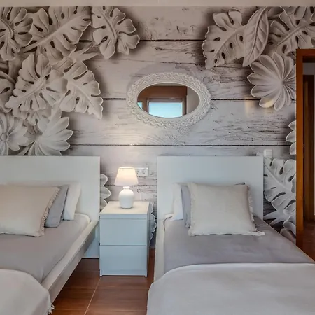 Atlantica - Cliffside Retreat * 앤티가